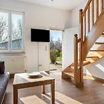 Ruhiges Reihenhaus Mit Wlan In Am Mueritzsee