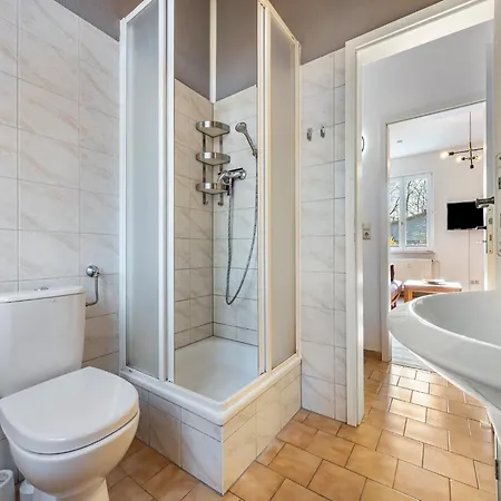 Feriehus Reihenhaus Mit Wlan In Am Mueritzsee