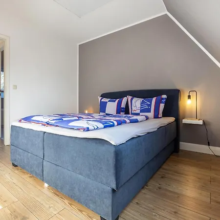 Feriehus Reihenhaus Mit Wlan In Am Mueritzsee